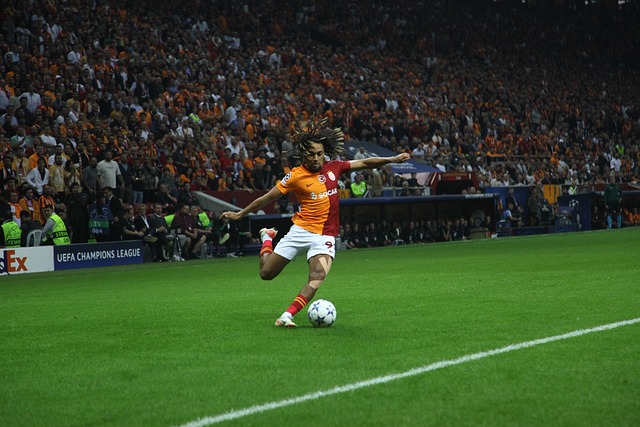 透過其在世 透過其在世